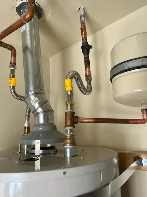 Water heater installation and plumbing repair in Bothell West